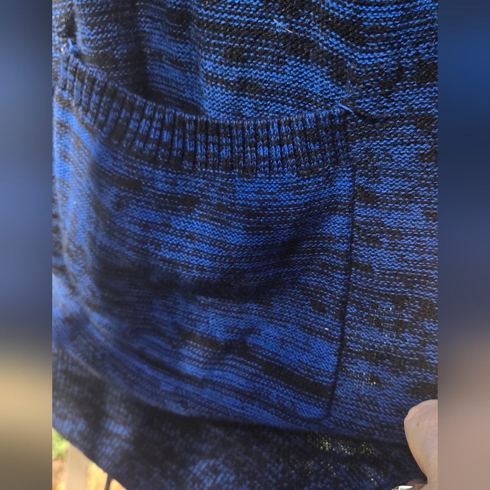 American Eagle Outfitters NWT Blue & Black Knit Cardigan szXS - Picture 4 of 7